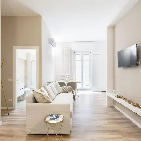 Easylife - Golden Apartment Milan