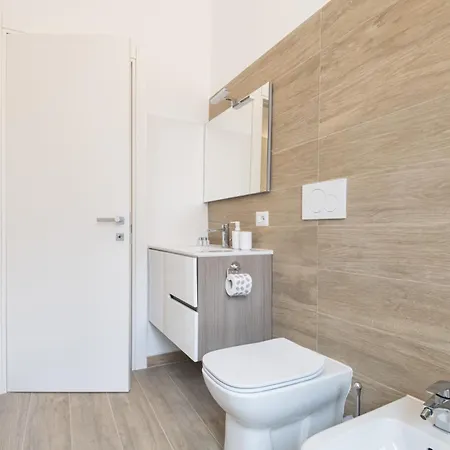 Easylife - Golden Apartment Milan