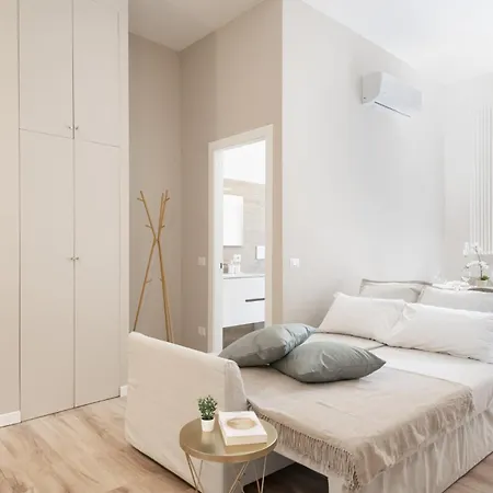 Easylife - Golden Apartment Milan
